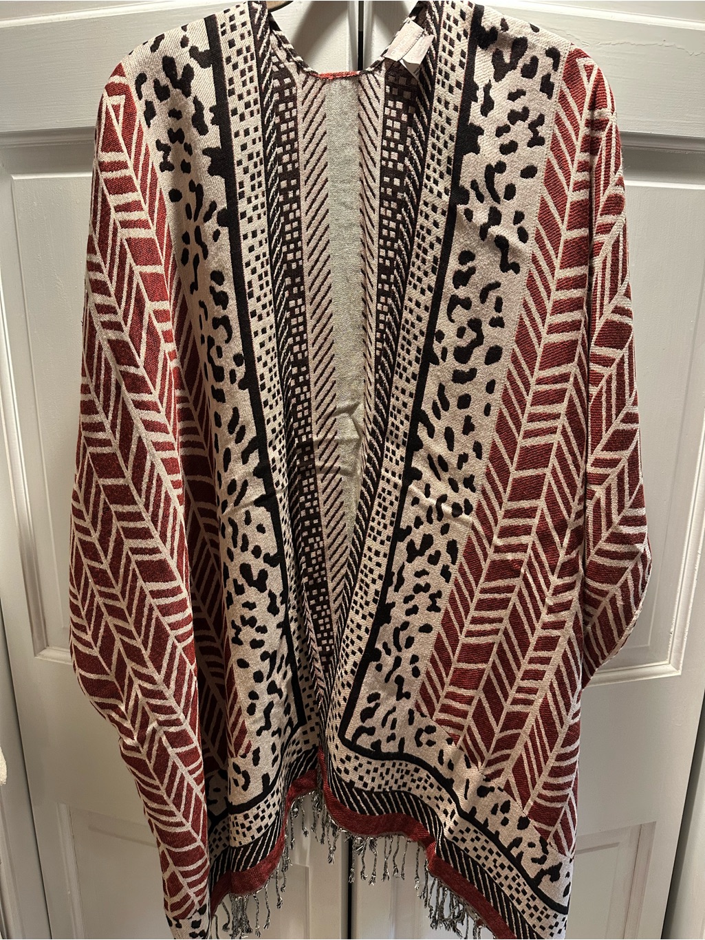 Chico's Patterned Open-Front Layer In Rust And Cream